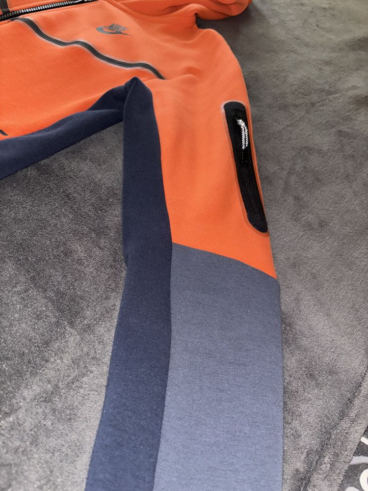 Nike Sportswear Tech Fleece Hoodie Orange Black Navy