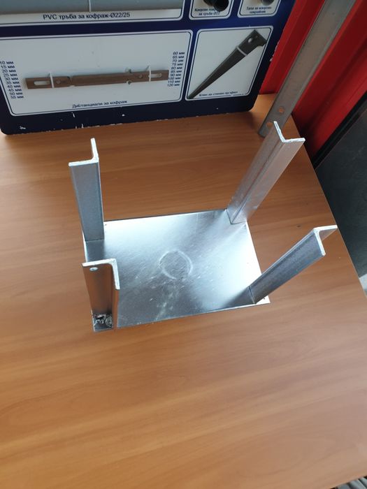 Нови - Поцинковани вилици за кофраж - Италия