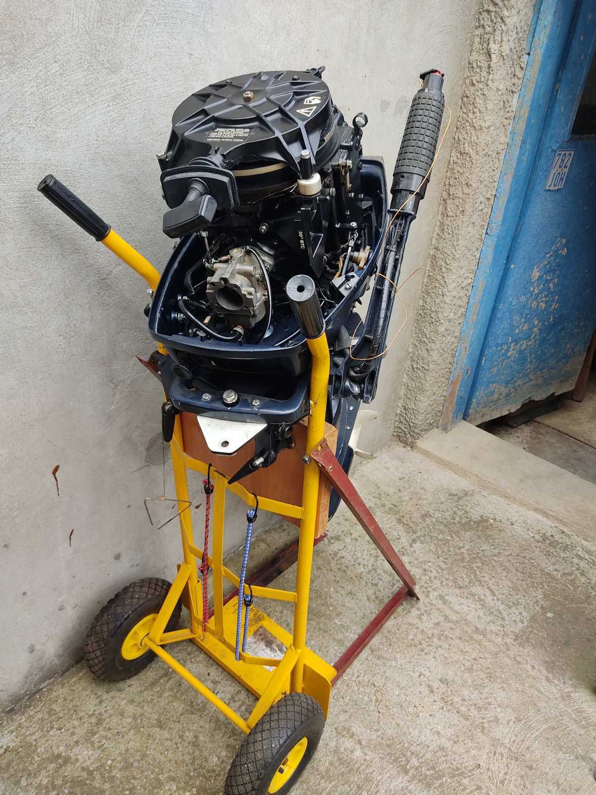 Извънбордов двигател Evinrude 30коня