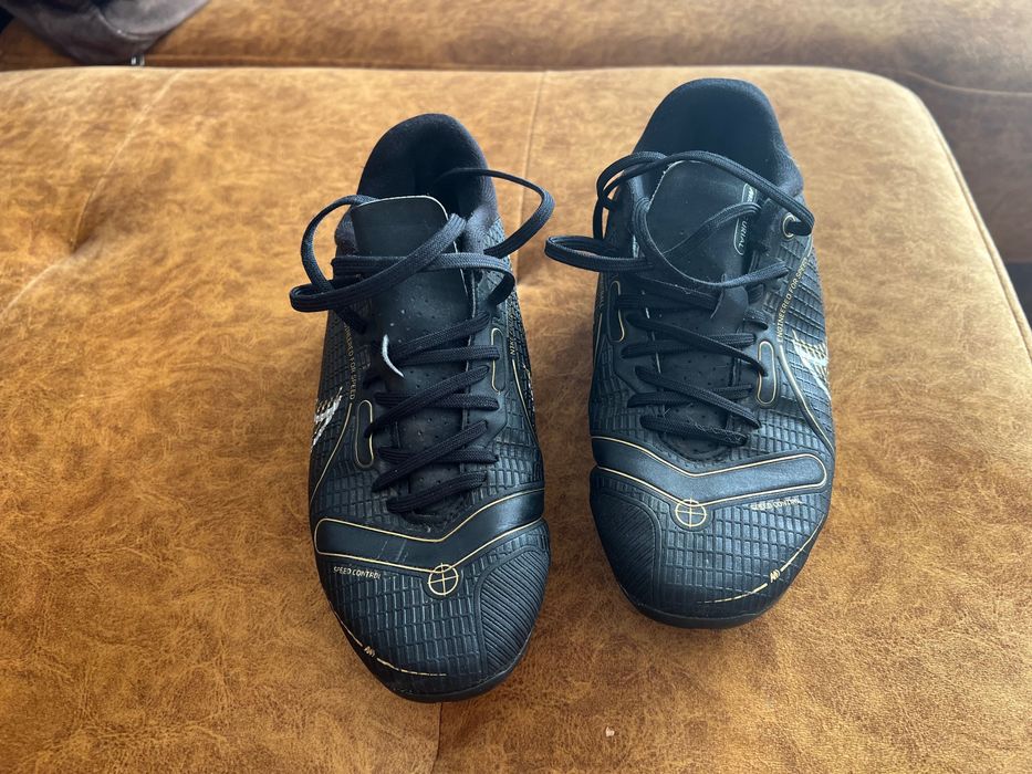 Детски футболни калеври Nike 33 размер