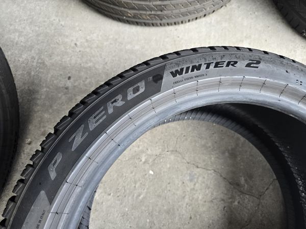 245/40/18 PIRELLI 4БР