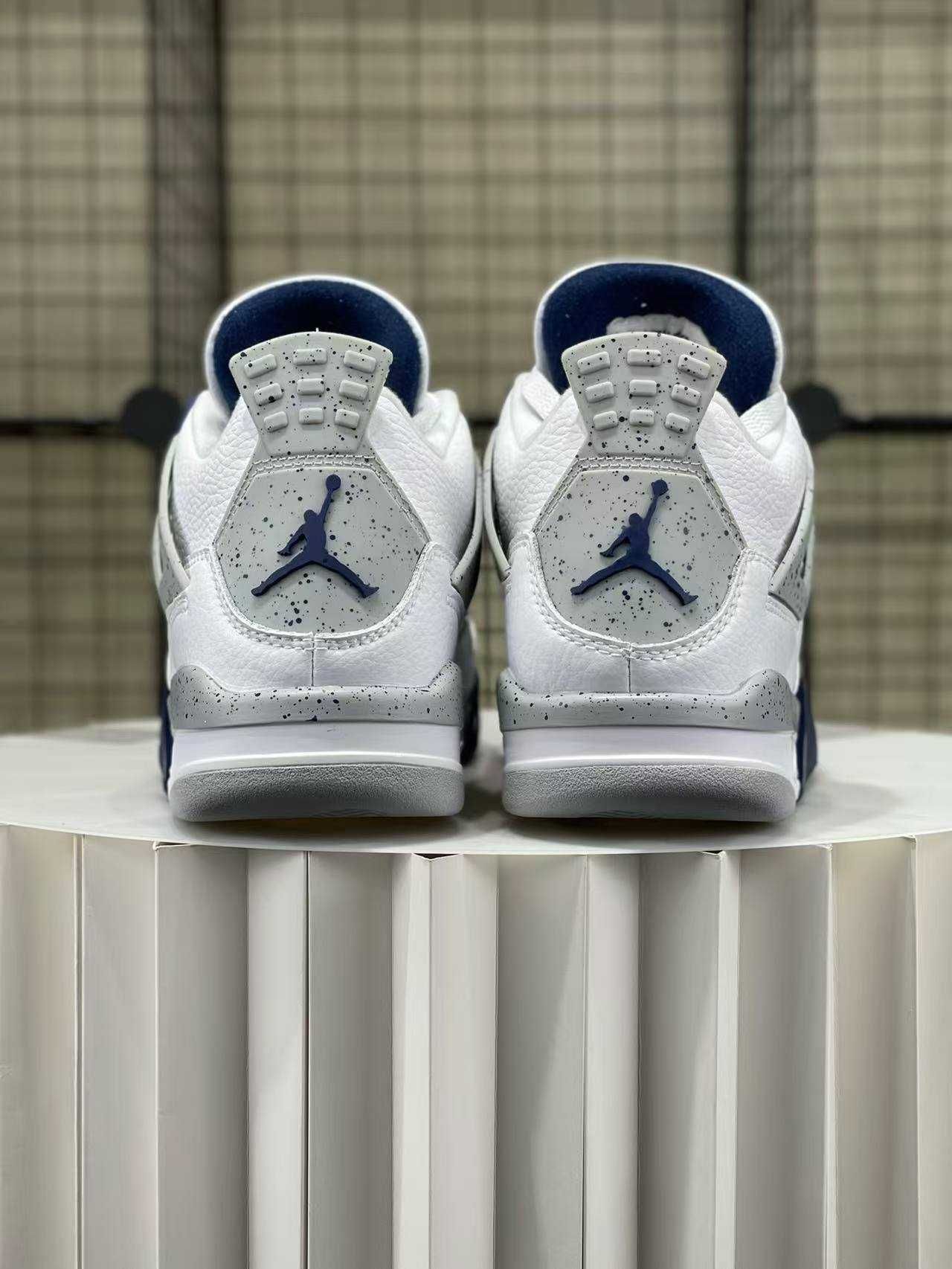 Jordan 4 Retro Midnight Navy EU41