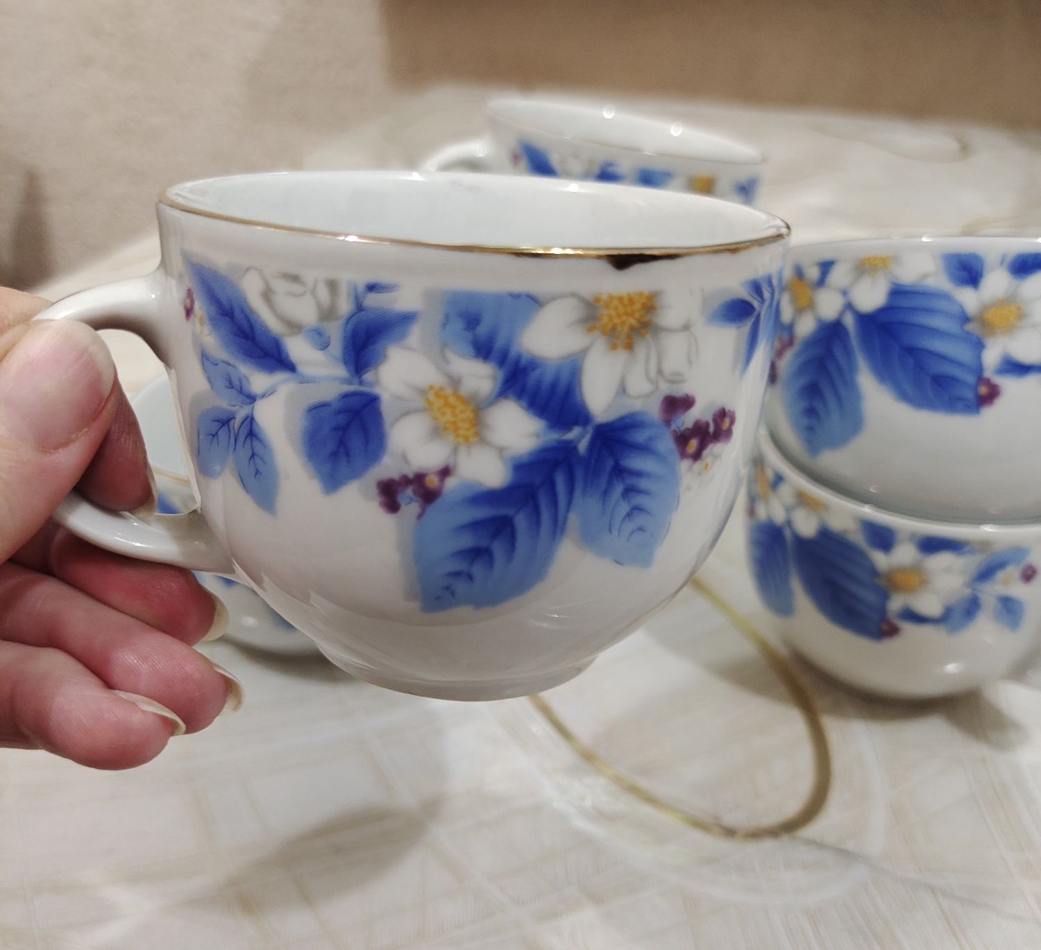 Продам чайные чашки