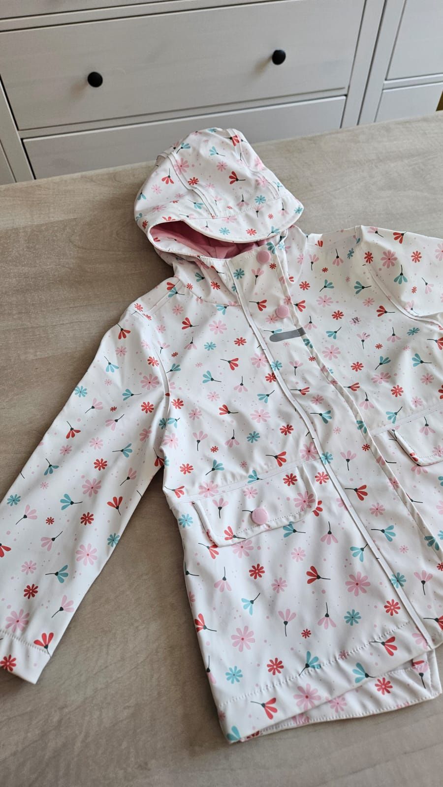 Яке елек ски гащеризон Zara C&A Reserved, Hello Kitty Car