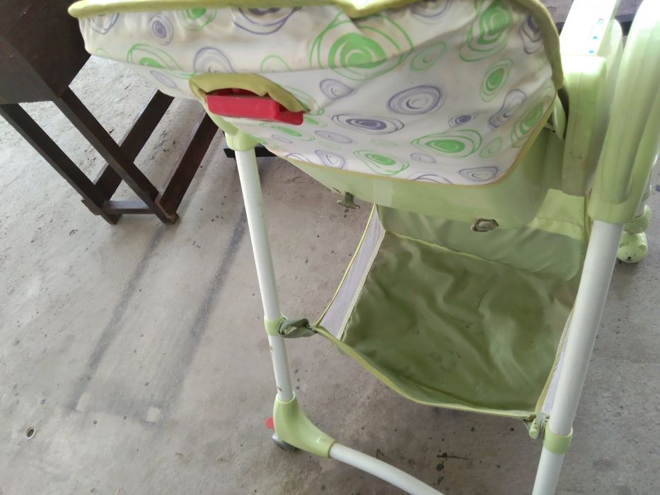 Продам детский стульчик в идеале