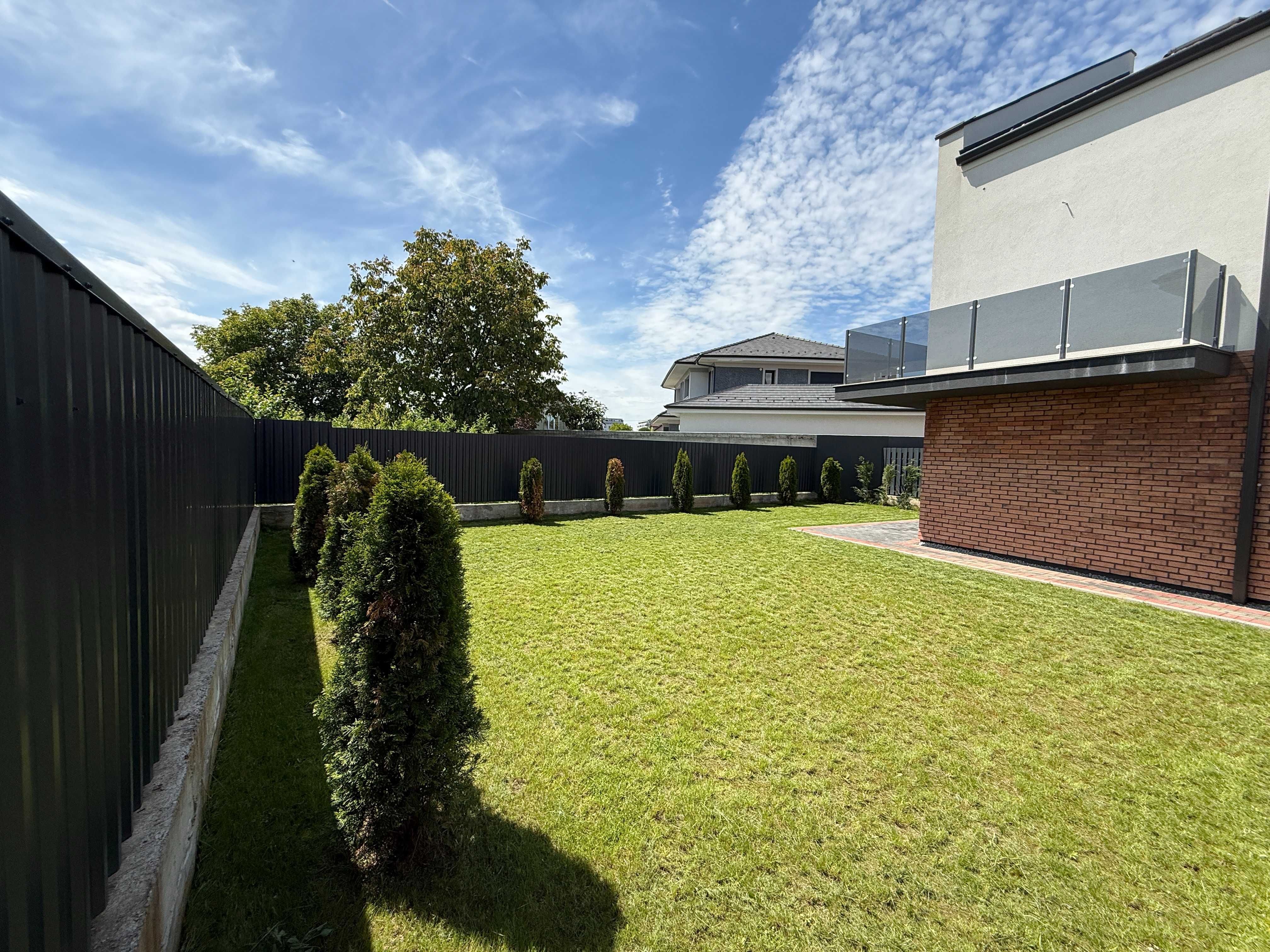 Vand duplex P+E+M (170 mp.utili)-Str. Pintea Viteazul nr. 3B -SOMESENI