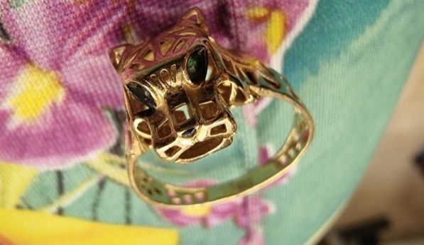 Уникален златен пръстен тип Cartier