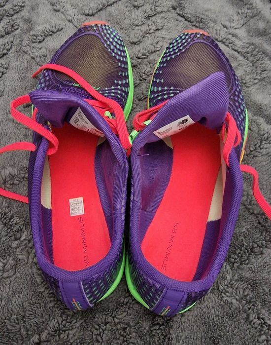 Adidasi New Balance originali,noi