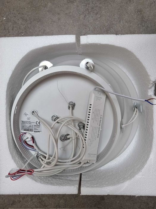 Plafoniera dimabila living