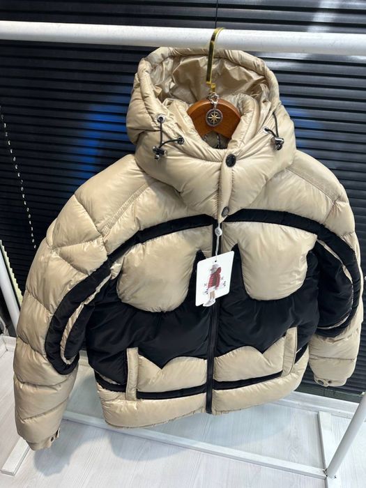 Geaca M.O.N.C.L.E.R BATMAN , Calitate LUXURY