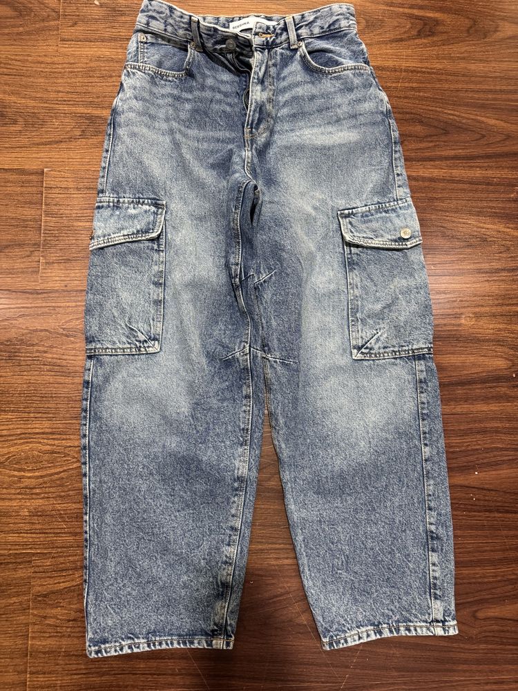 Джинсы BERSHKA новые