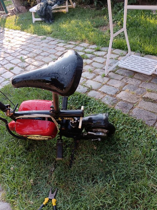 Scuter sportee electric