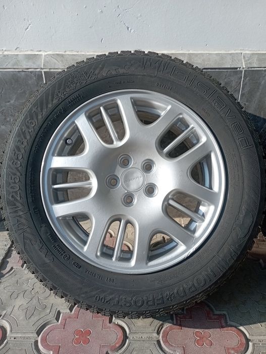 Зимние шины в отличном состоянии