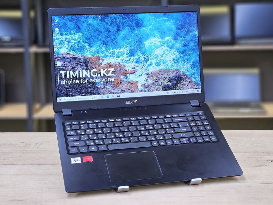 Офисный Ноутбук Acer Aspire 3 - Athlon 300U/8GB/120GB/Radeon 540X