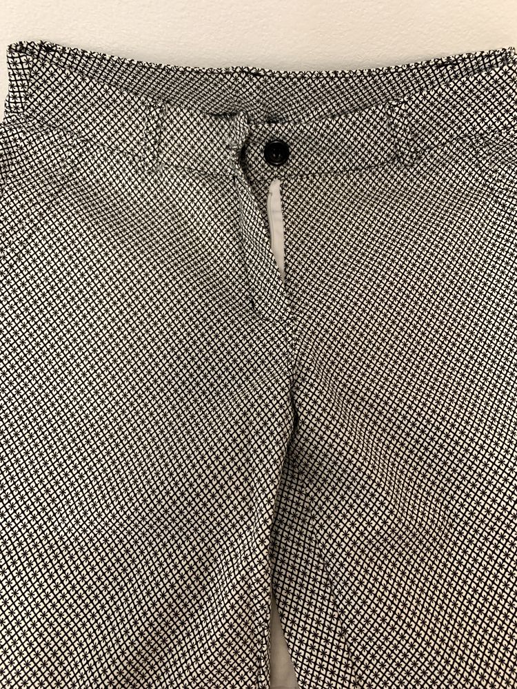 Pantaloni eleganți, material elastic