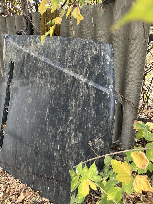 Продам капот от бмв е38