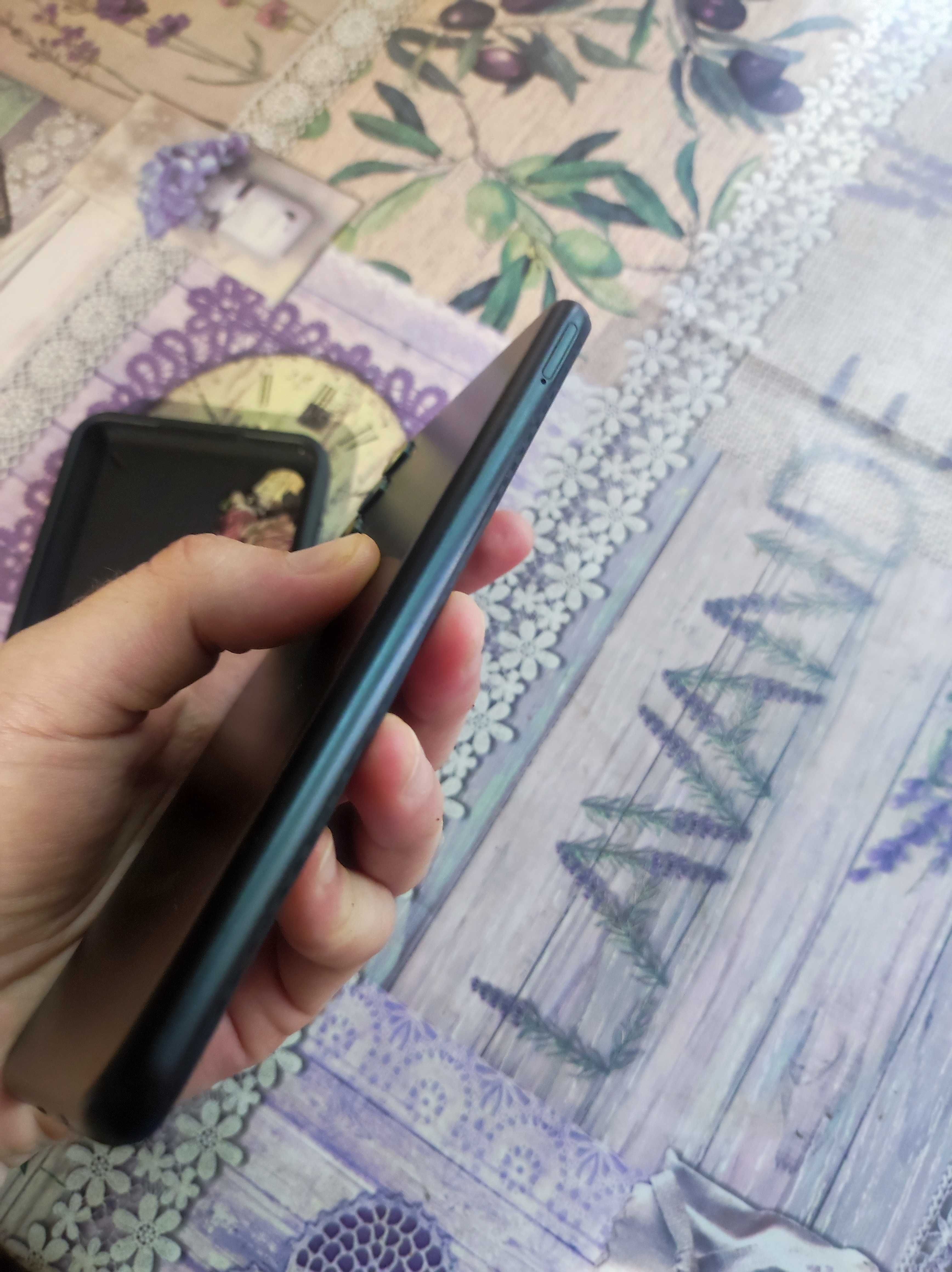 Samsung Galaxy A13 5G *Като Нов*