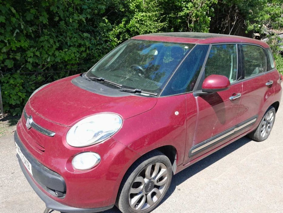 На части Fiat 500l 1.3d 2011 година