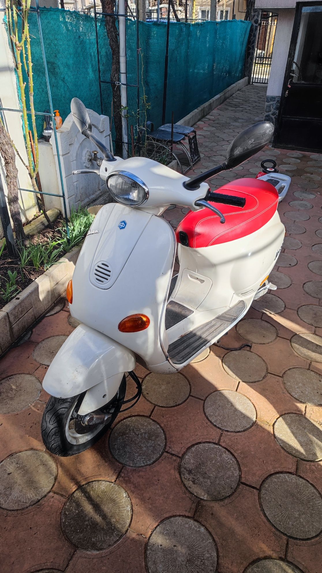 Piaggio Vespa 50 Веспа Скутер