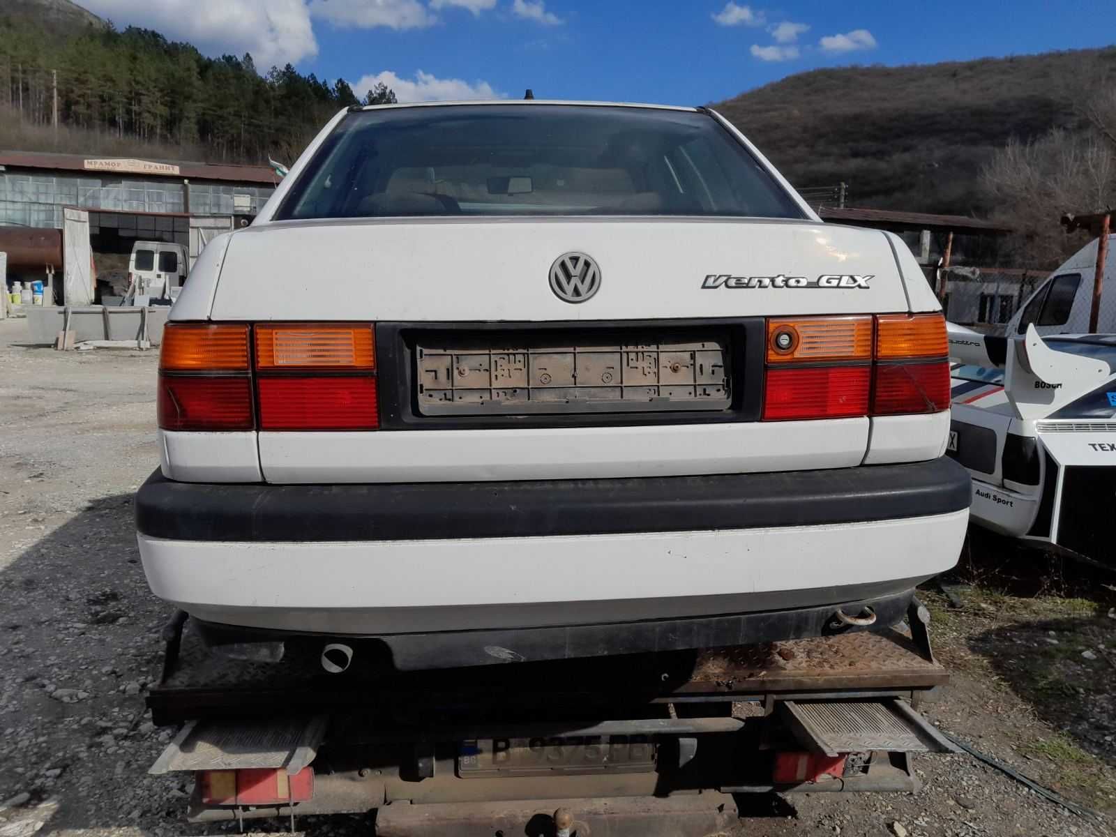 VW Vento 1.8 mi, 1994 г на части