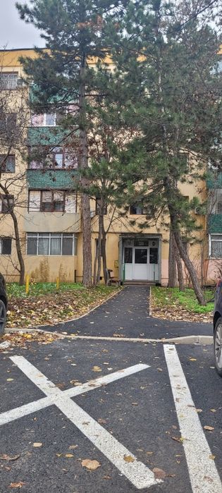 Proprietar, vând ap 2 camere, semidecomandat, Buzau, Traian Vuia,  1/4