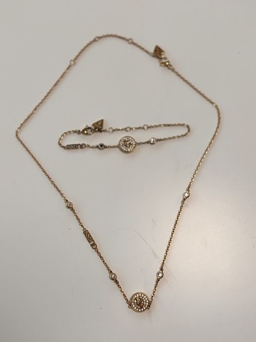Колие и гривна Guess