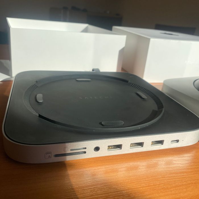 Mac Mini M1 16RAM 256SSD + Satechi Hub