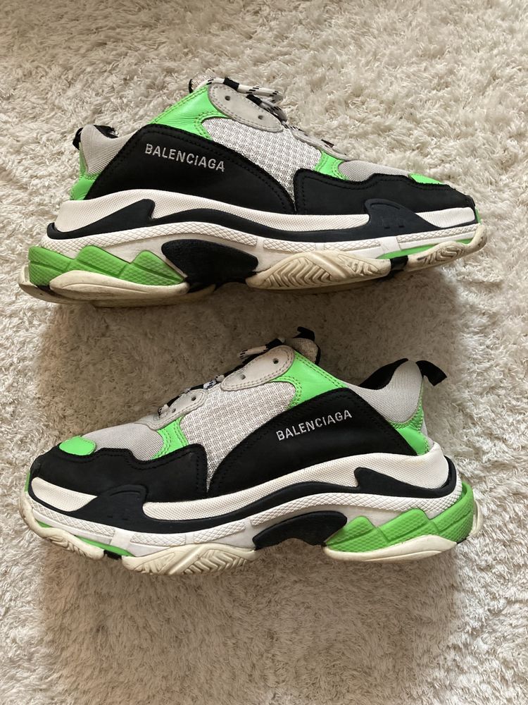 Balenciaga Triple S