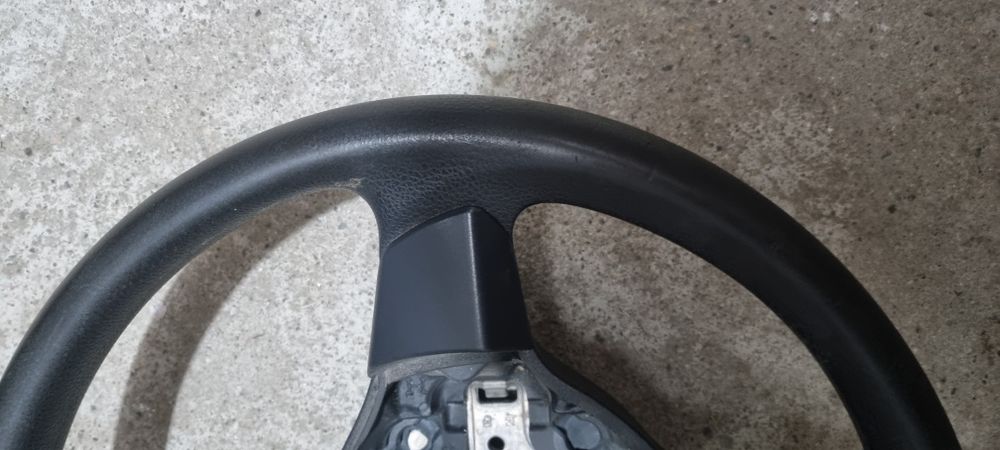 Волан за VW caddy golf passat 2011-2016 година