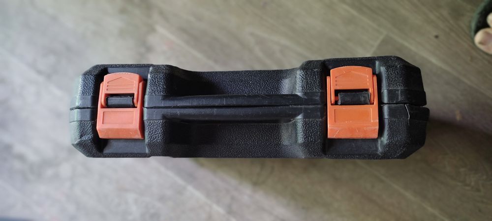 Шуруповёрт Питер 24 в