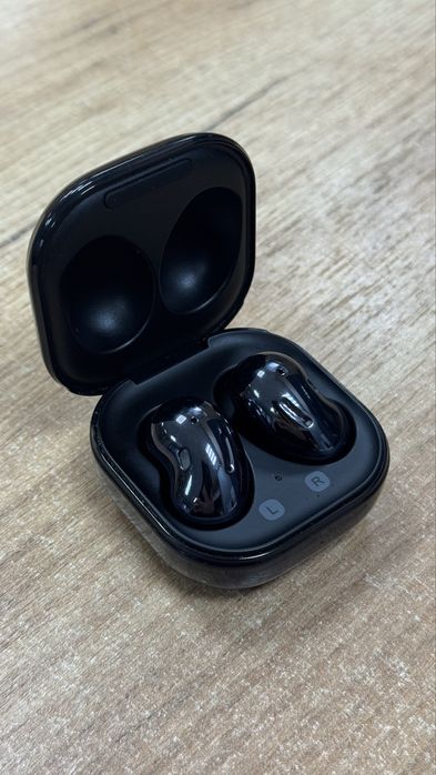 Samsung Buds Live