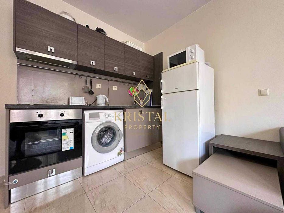 Продава се Двустаен апартамент в Свети Влас - 64 кв.м за 1625 €/кв.м - Снимка #4