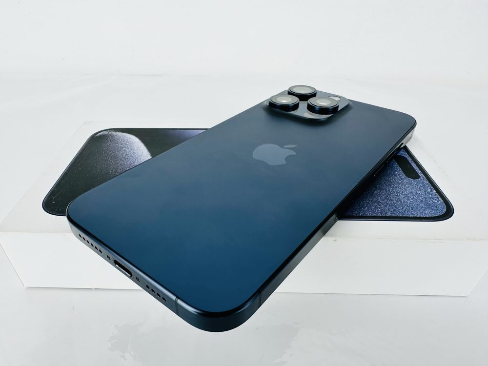 Apple iPhone 15 Pro Max 256GB Blue Titanium 100% Battery! Гаранция!