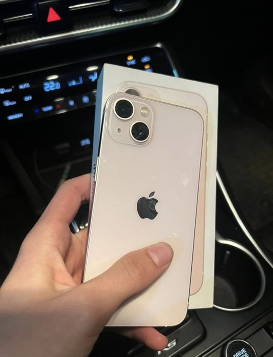 Айфон 13 в идеальном состоянии!