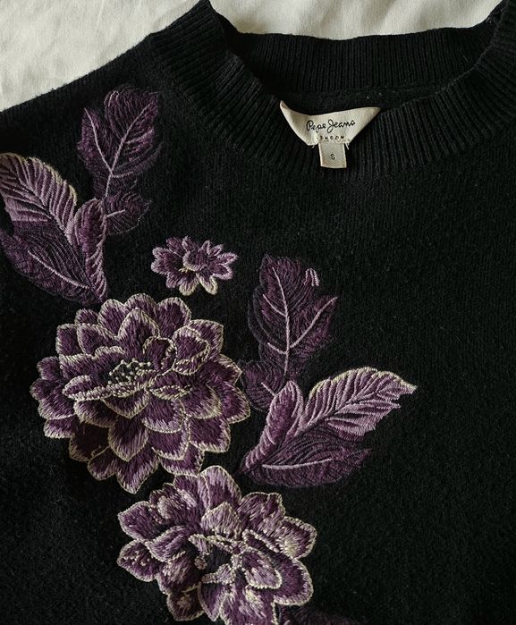 Pulover Pepe Jeans, S, negru cu broderie mov, f frumos