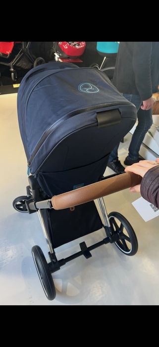 Cybex Priam 4 + зимен чувал