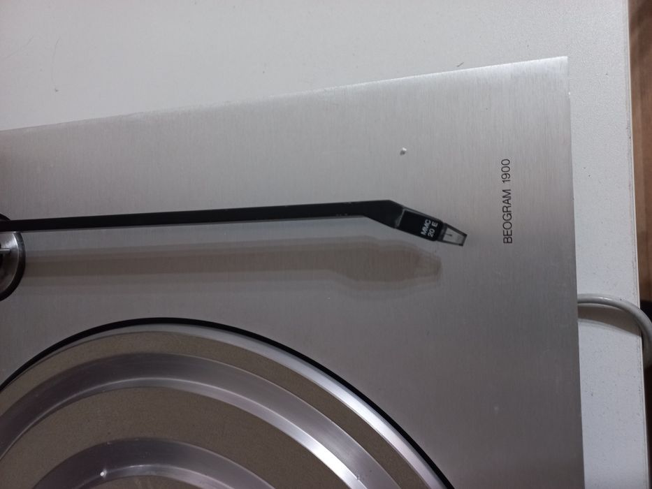 Pickup Beogram 1900 BangOlufsen si Akai AP-B21/C