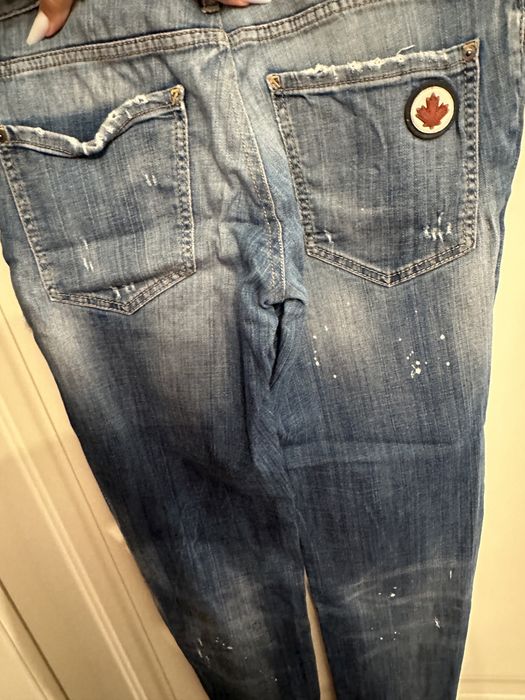 Super oferta !! Blugi de firma dsquared originali + cadou tricou