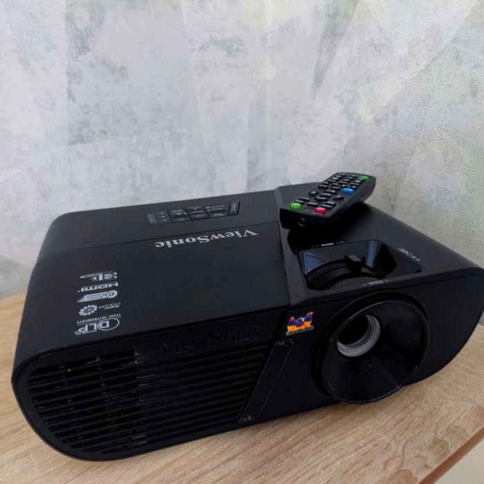Проектор ViewSonic Срочно Дёшево идеал!