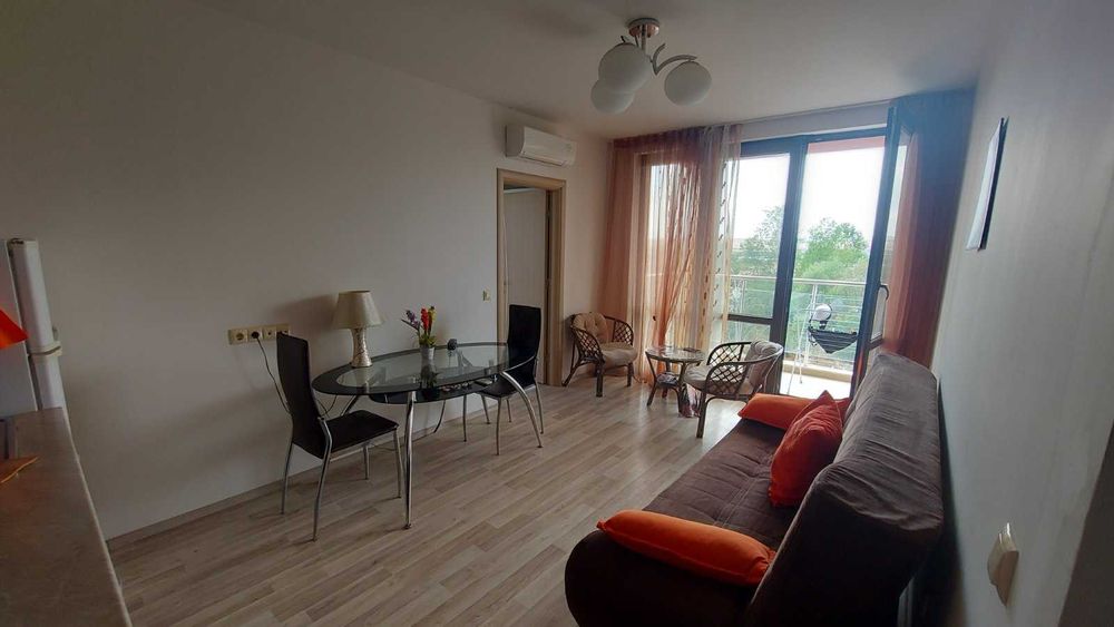 Продава се Тристаен апартамент в к.к. Слънчев бряг - 80 кв.м за 1094 €/кв.м - Снимка #1