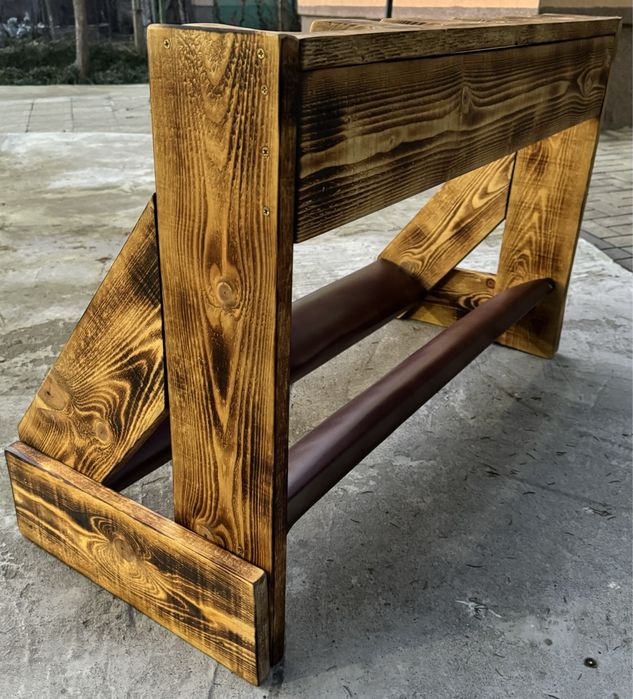 Стойка за китара