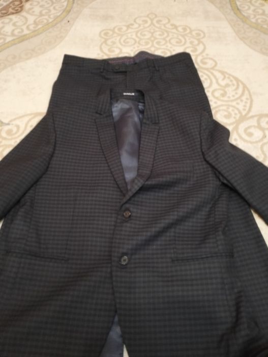 Продам комплект пиджак + брюки