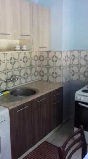 Дава се под наем Тристаен апартамент в Пловдив, Изгрев - 88 кв.м за 362.1 € - Снимка #1