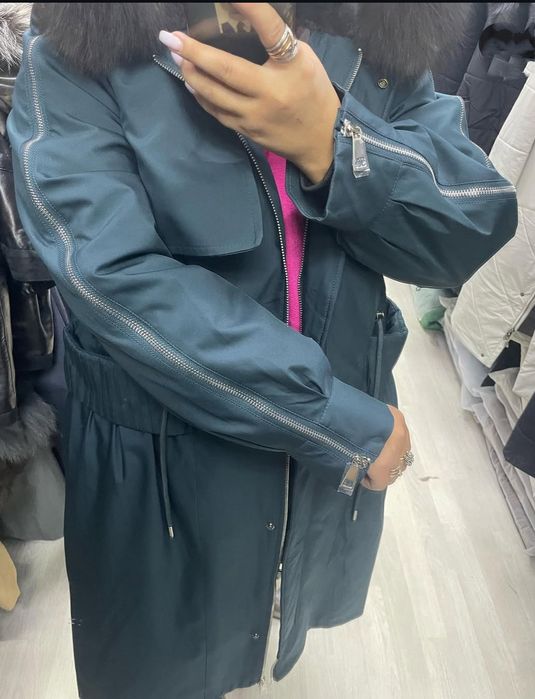 Зимняя парка,капюшон писец,внутренний мех натуральный бобёр.