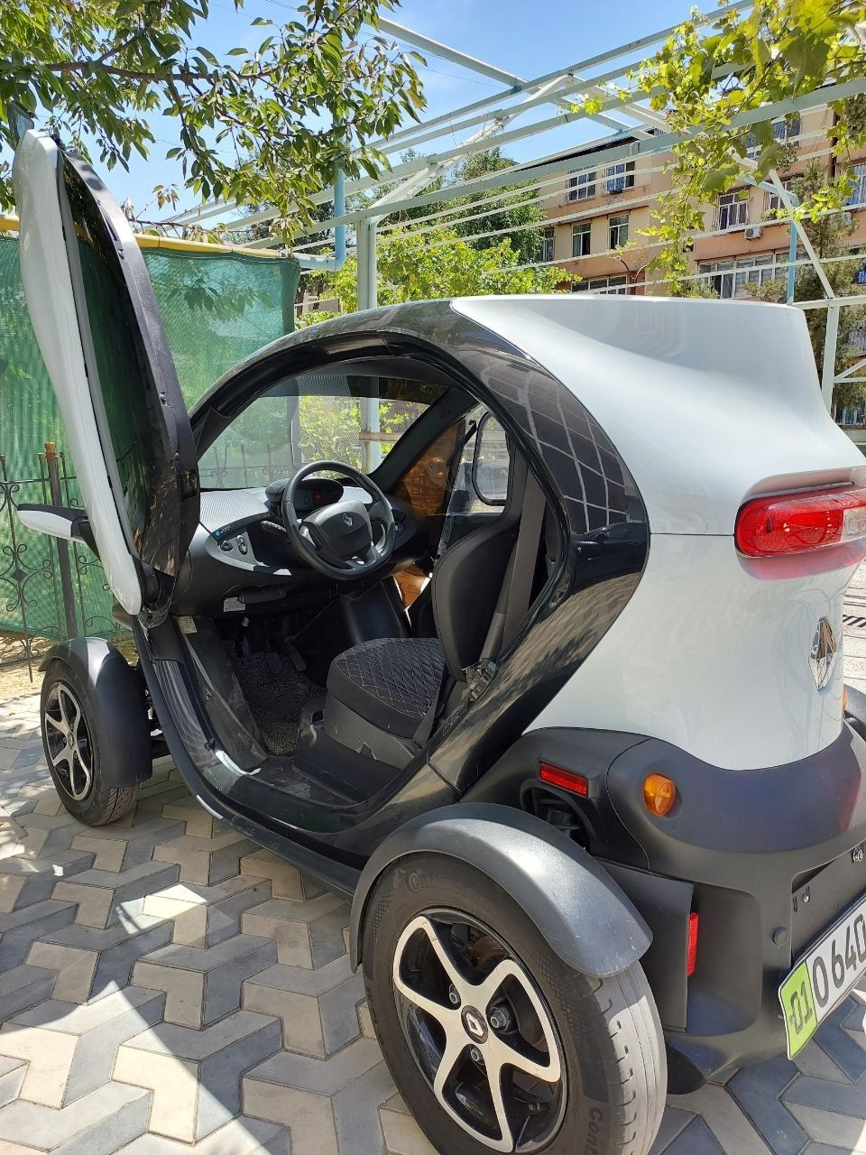 Продаётся Електромобиль Renault Twizy 2018