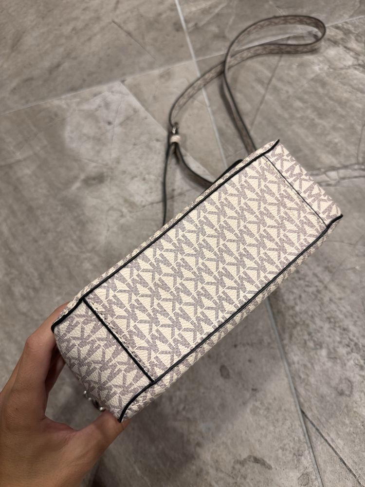 Чанта Michael Kors