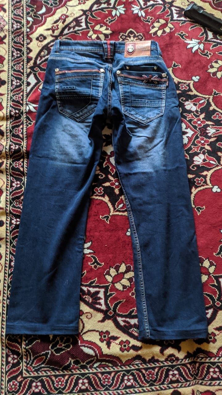 Подростковые мужские джинсы
