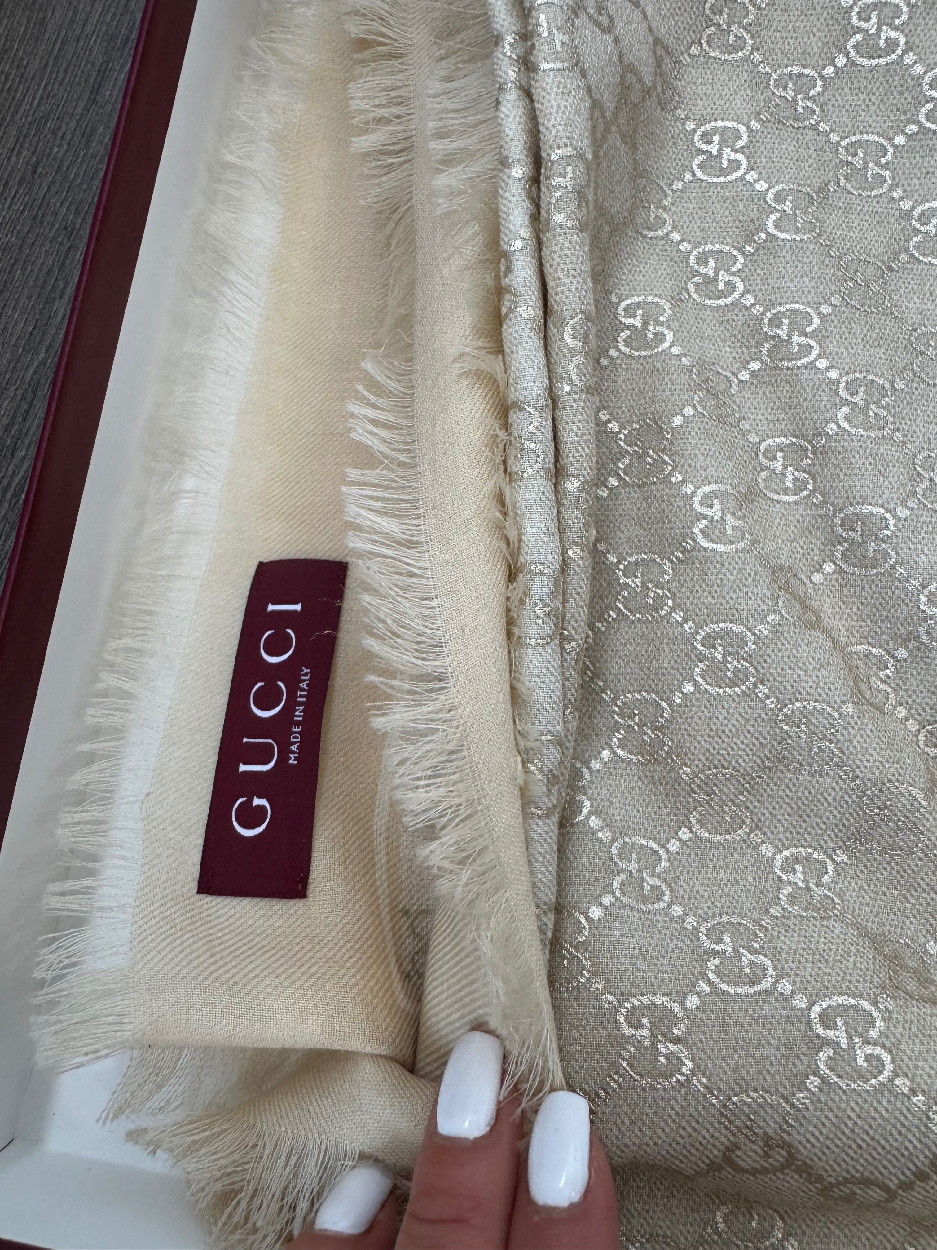 Оригинален шал Gucci