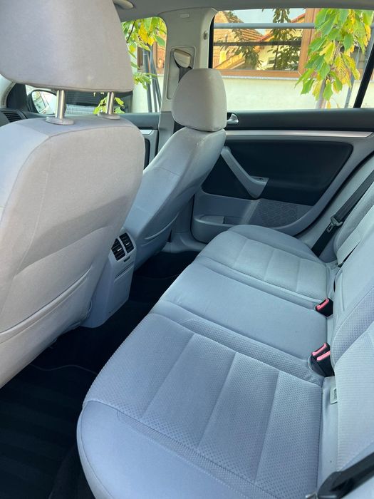 Volkswagen Golf 5 Benzina