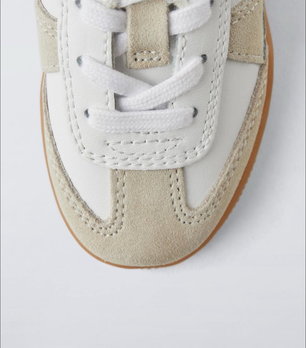 Кроссовки Zara 28